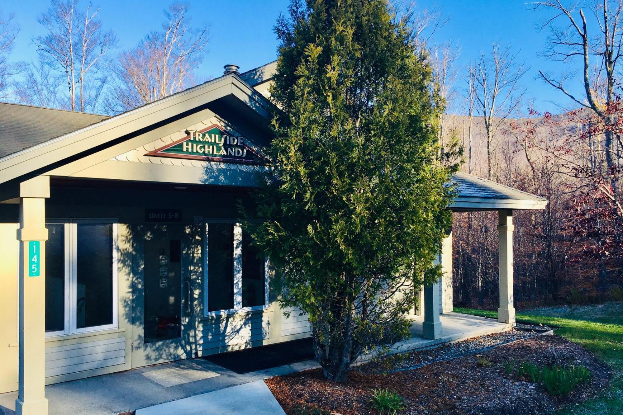 Trailside Highlands Villa Jeffersonville Room photo